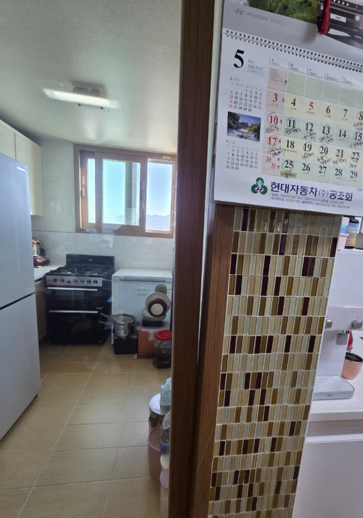 울산 창문 틈새 바람 걱정 줄이는 샤시로라교체 후기, 문 처짐 점검으로 달라진 사용감 창문 틈새 바람 걱정 줄이는 샤시로라교체 후기, 문 처짐 점검으로 달라진 사용감