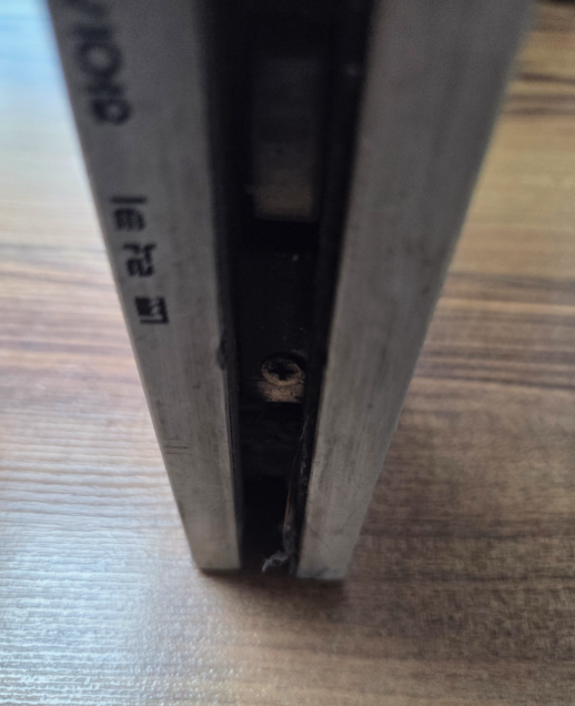 부산 샤시 로라 교체로 베란다문 처짐 해결, 창문 외풍까지 점검한 현장 이야기